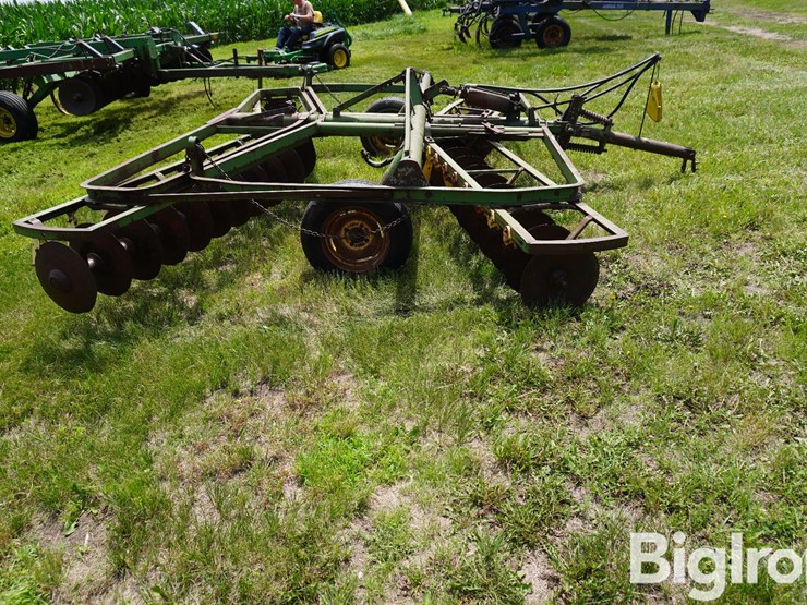 john-deere-aw-image-4
