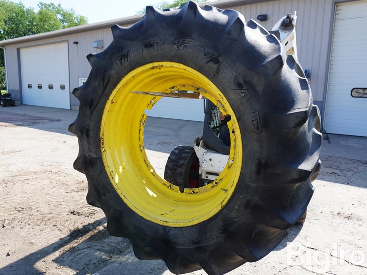 20.8r42-tires-&-rims-image-16