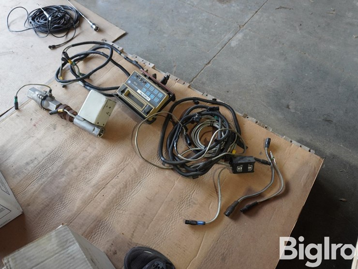hiniker-anhydrous-controller-image-1