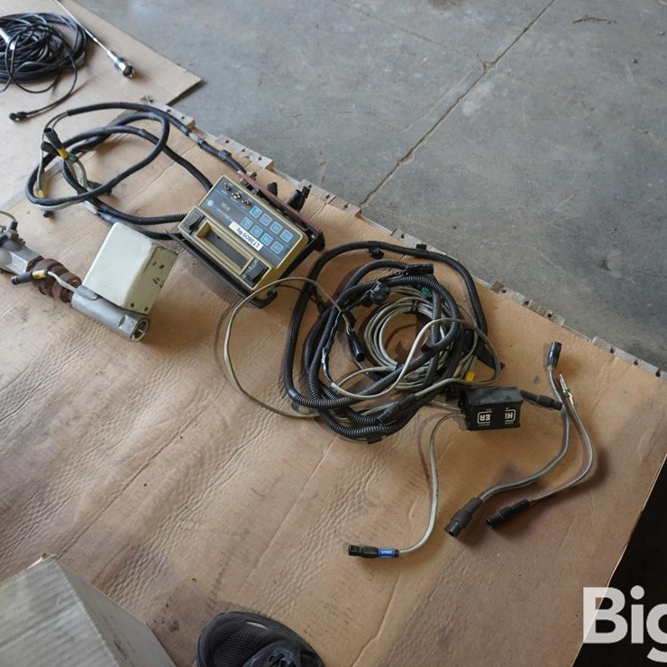 Hiniker Anhydrous Controller
