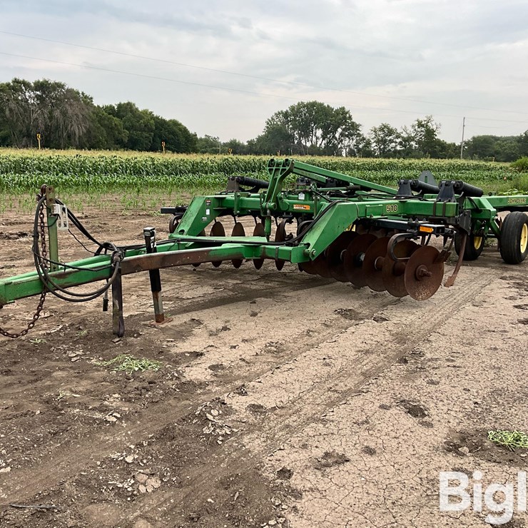 JOHN DEERE 510