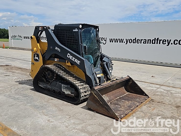 2022-deere-317g-image-7