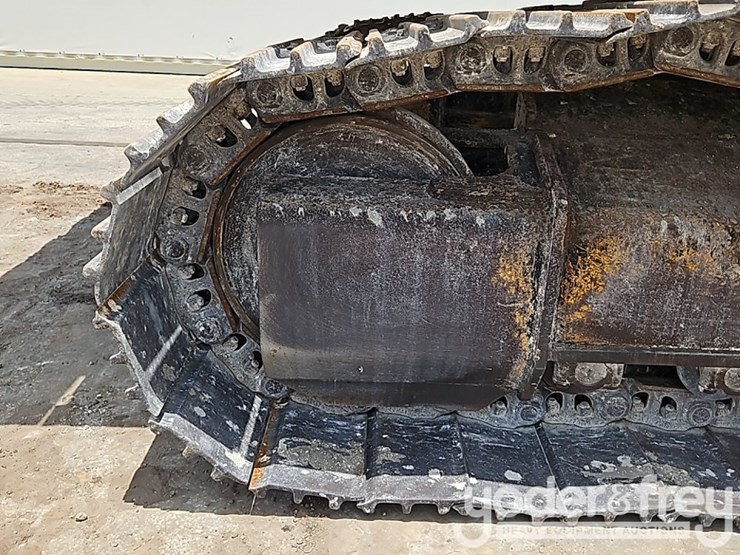 2015-caterpillar-336fl-image-9