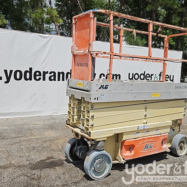 2015 JLG 2630ES