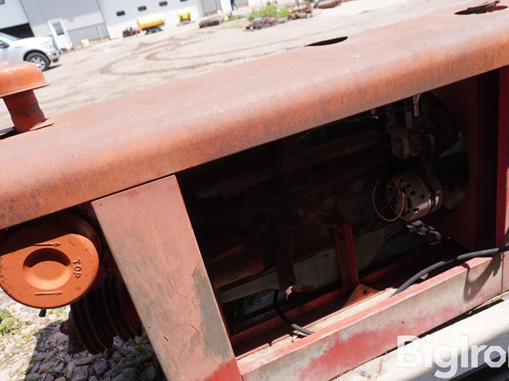 versatile-400-ford-200-engine-&-parts-image-11