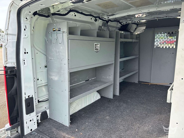 2018-ford-transit-image-23