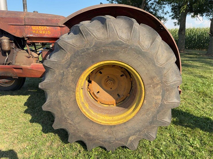massey-ferguson-55-image-41
