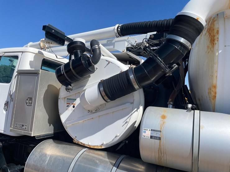 2005-vactor-2100-image-22