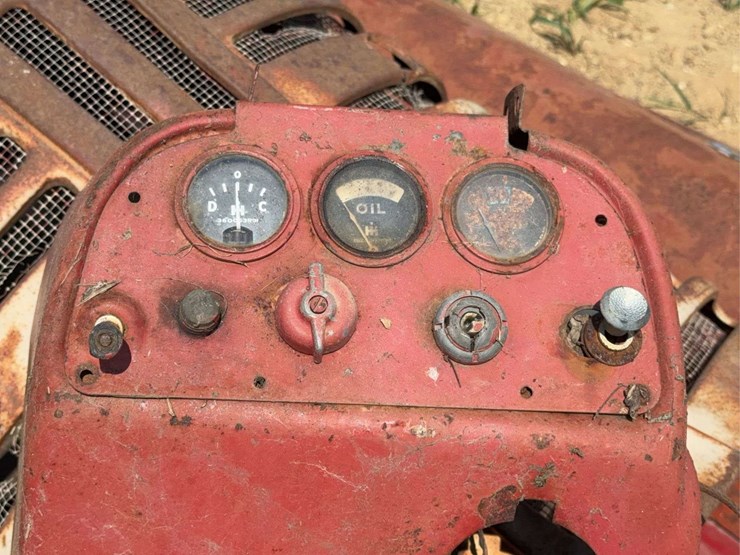 farmall-450-sheet-metal-image-12