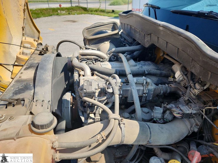 2010-international-durastar-4300-image-20