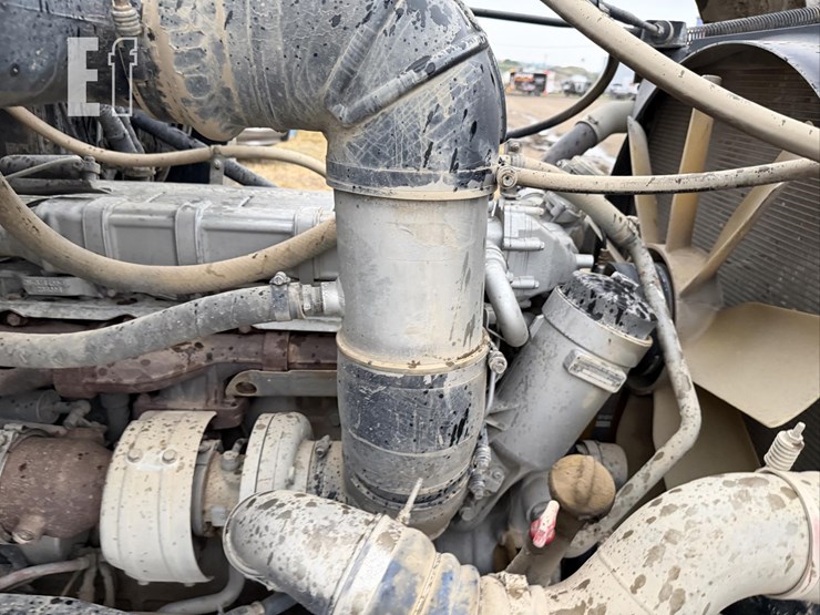 2004-2004-western-star-water-truck-image-3
