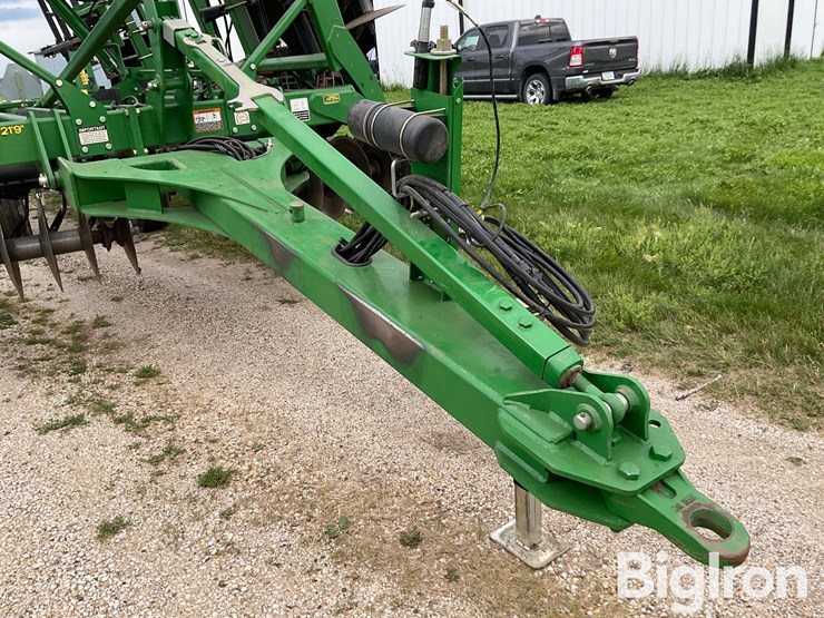 2009-john-deere-2310-image-10