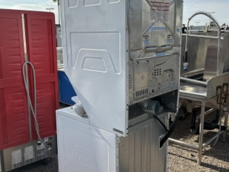 ge-vertical-washer-/-dryer-combo-image-2