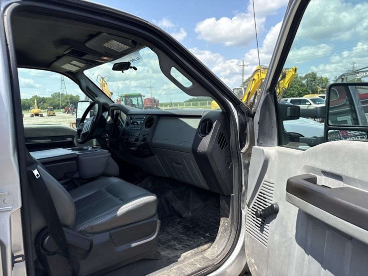 2012-ford-f450-image-15