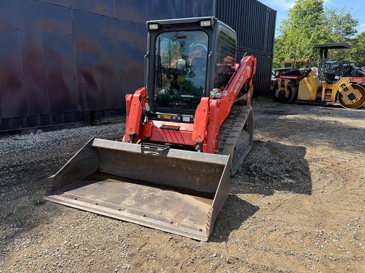 2016-kubota-svl75-2-image-8