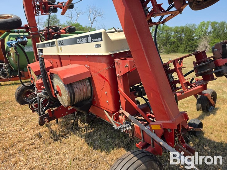 case-ih-955-image-15