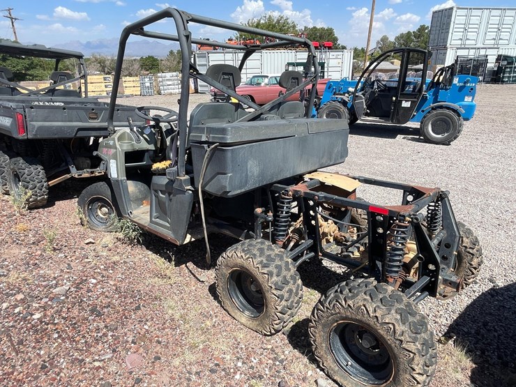 2015-polaris-ranger-image-32