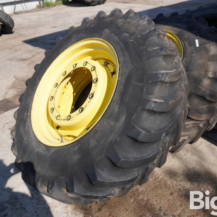 JOHN DEERE 16