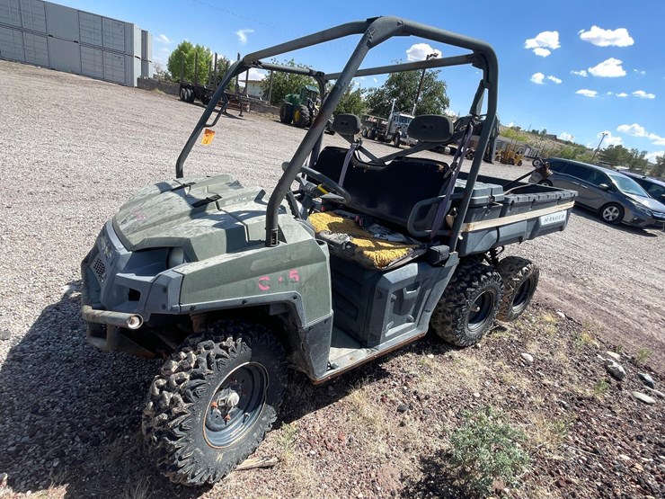 2015-polaris-ranger-image-1