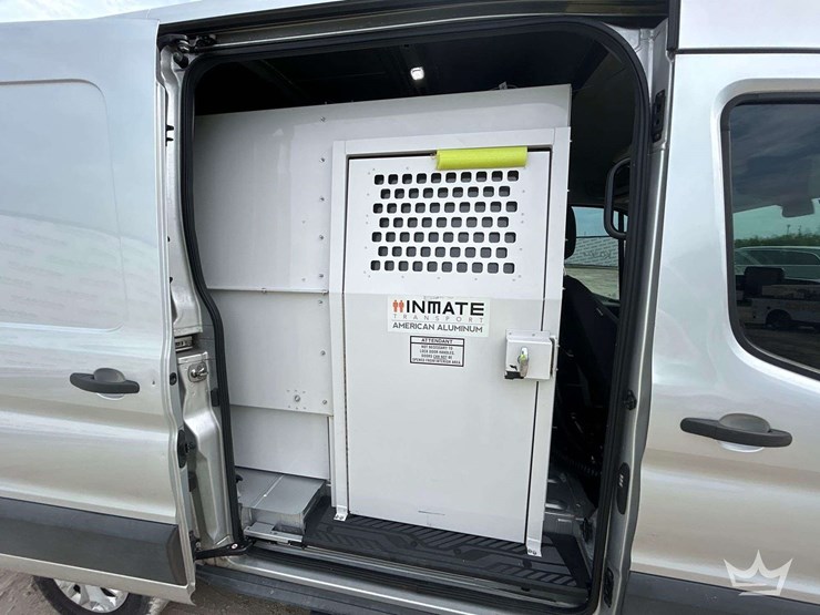 2020-ford-transit-image-11