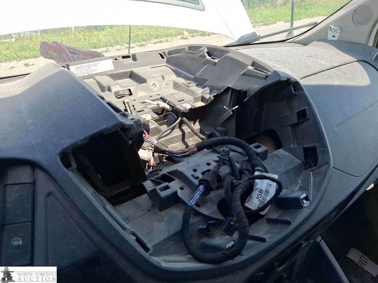 2019-ford-transit-image-23