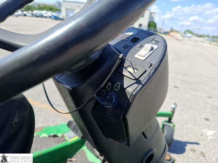 2013-john-deere-1445-ii-image-22