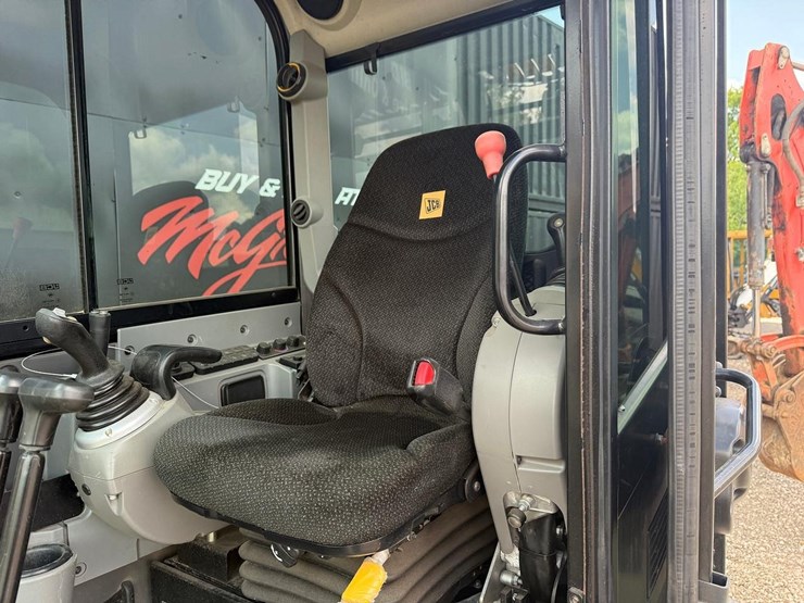 2021-jcb-48z-1-image-19