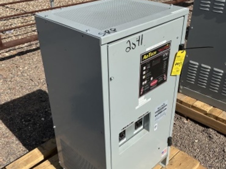 ad-tech-battery-charger-/-rectifier-image-4