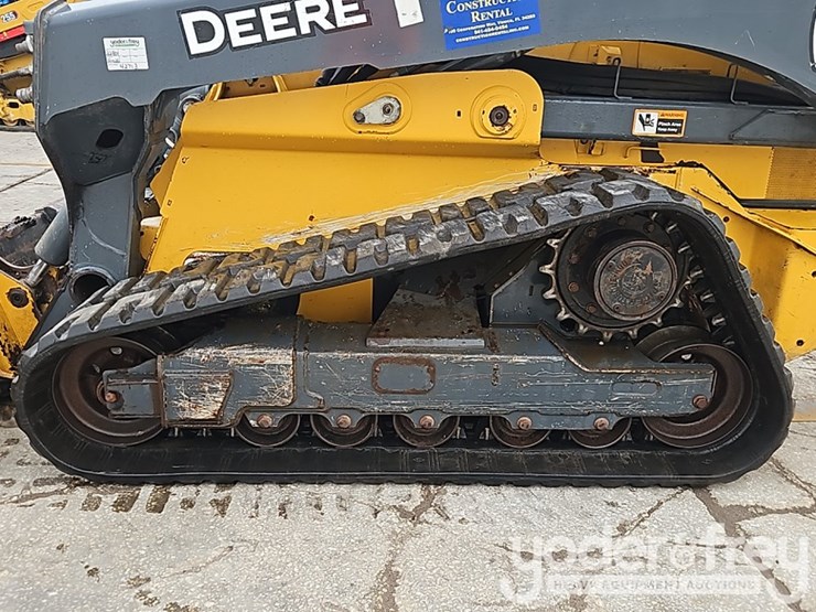 2023-deere-331g-image-17