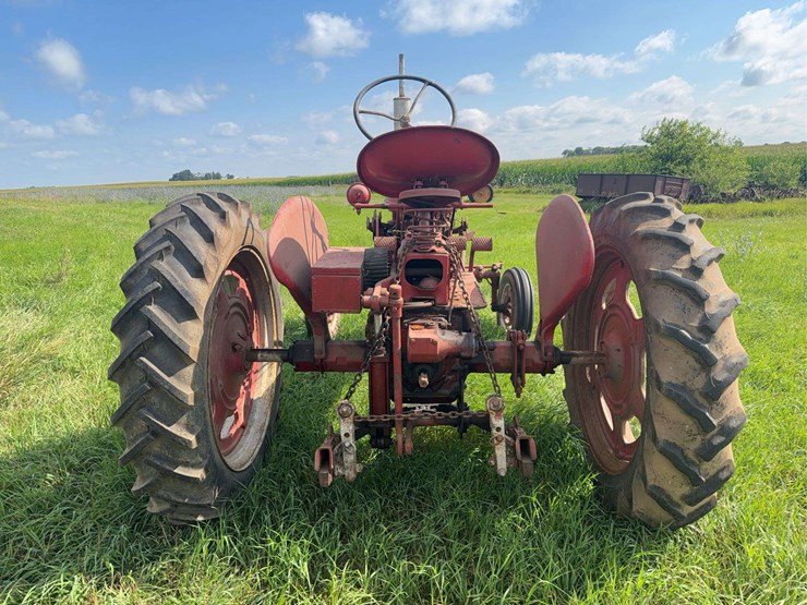 farmall-200-image-4