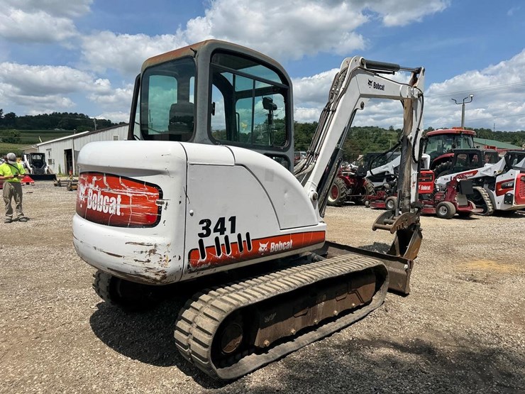 2006-bobcat-341g-image-6