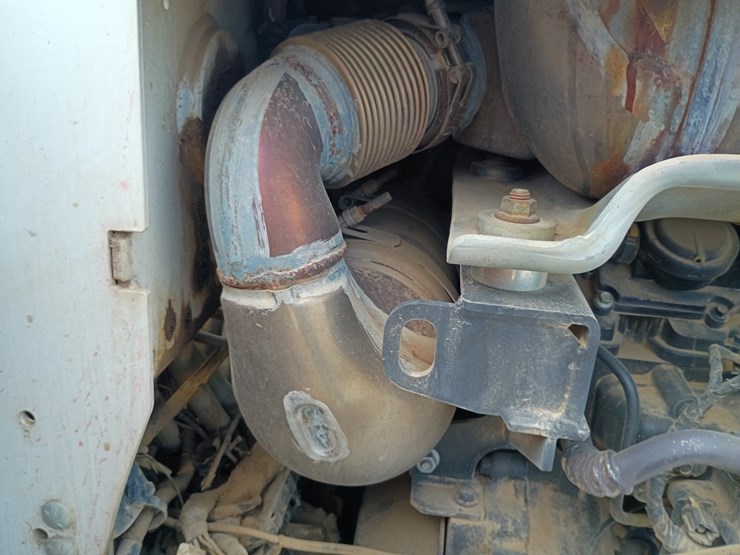 2023-bobcat-t770-image-18