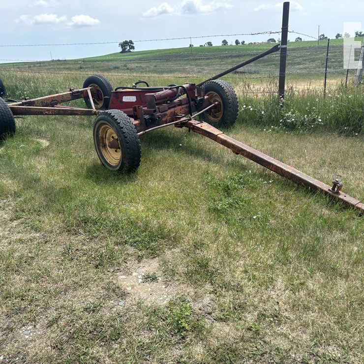 MASSEY-FERGUSON 4