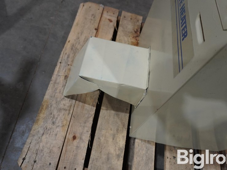 lb-white-377e-natural-gas-heater-image-9