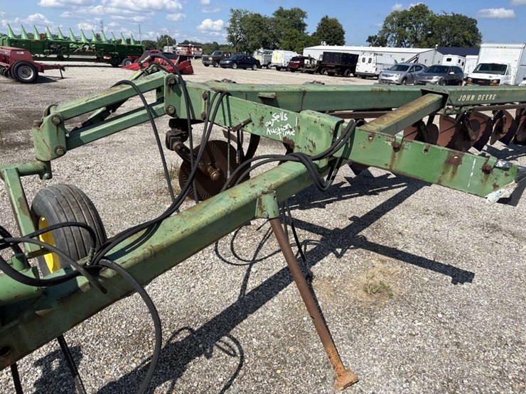 john-deere-2800-image-11