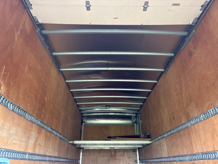 #34806-•-2006-ud1800hd-24’-box-truck-image-9