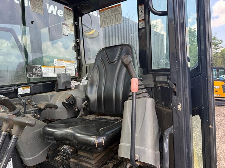 2018-yanmar-sv100-2a-image-17
