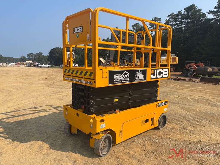 2023-jcb-s3246e-image-7