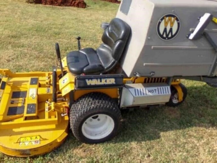 48''-t23-walker-riding-lawn-mower,-509-hrs-image-4