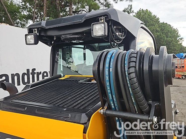 2026-jcb-215t-image-20