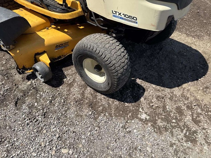 cub-cadet-1050-image-5