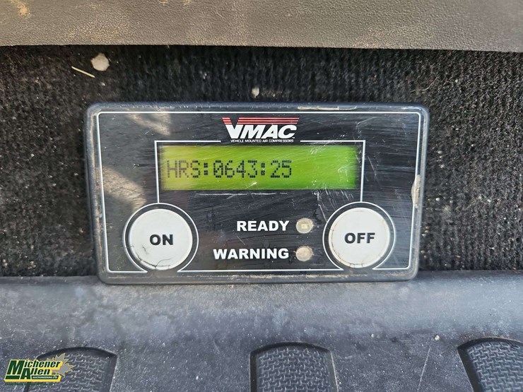 2013-ford-f550-image-18
