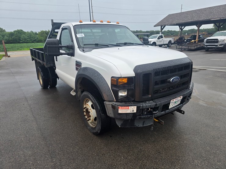 2008-ford-f550-image-21