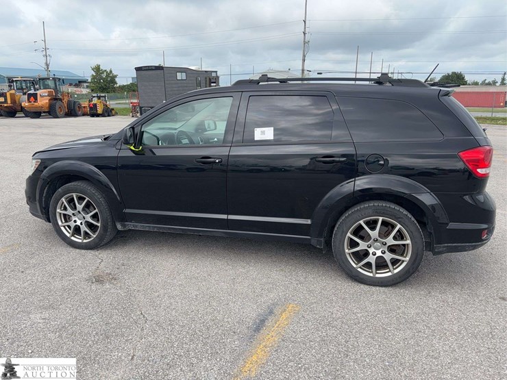 2015-dodge-journey-image-8