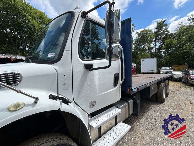 2015-freightliner-m2-t/a-flatbed-truck-image-20