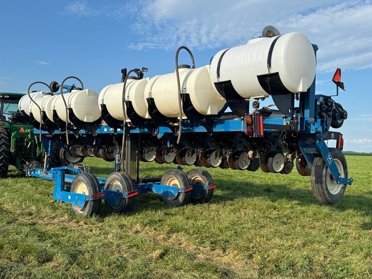 kinze-3600-image-3
