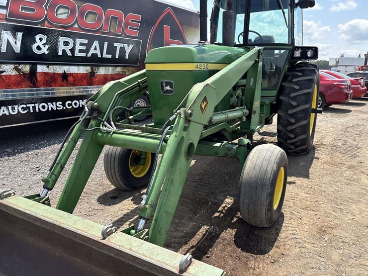 john-deere-4230-image-11