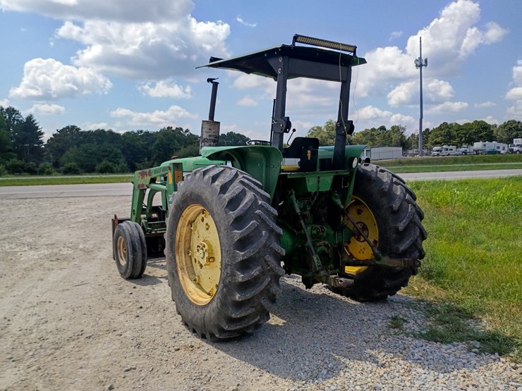 john-deere-2940-image-5