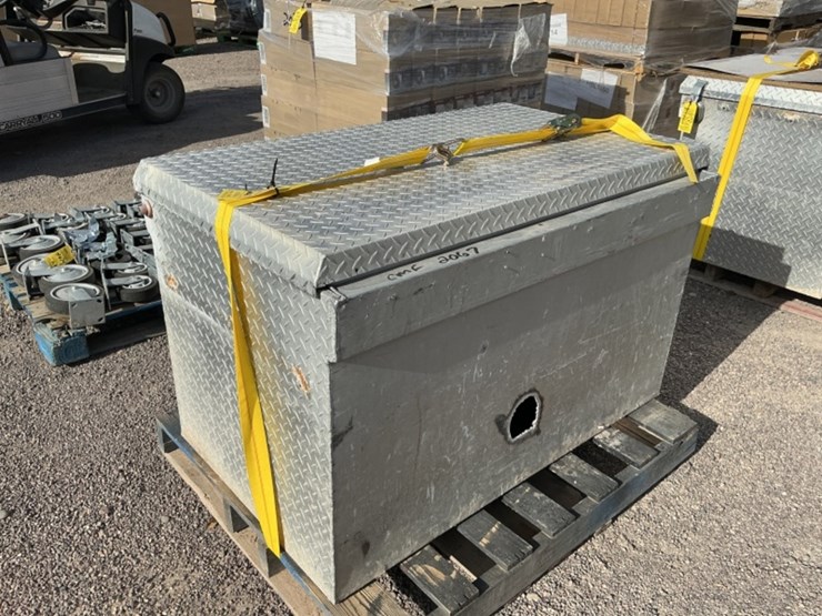 aluminum-toolbox-image-1