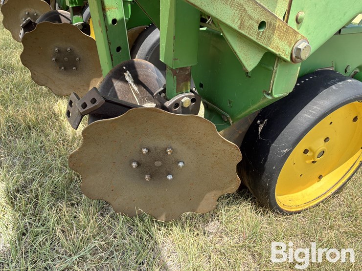 john-deere-2-image-11
